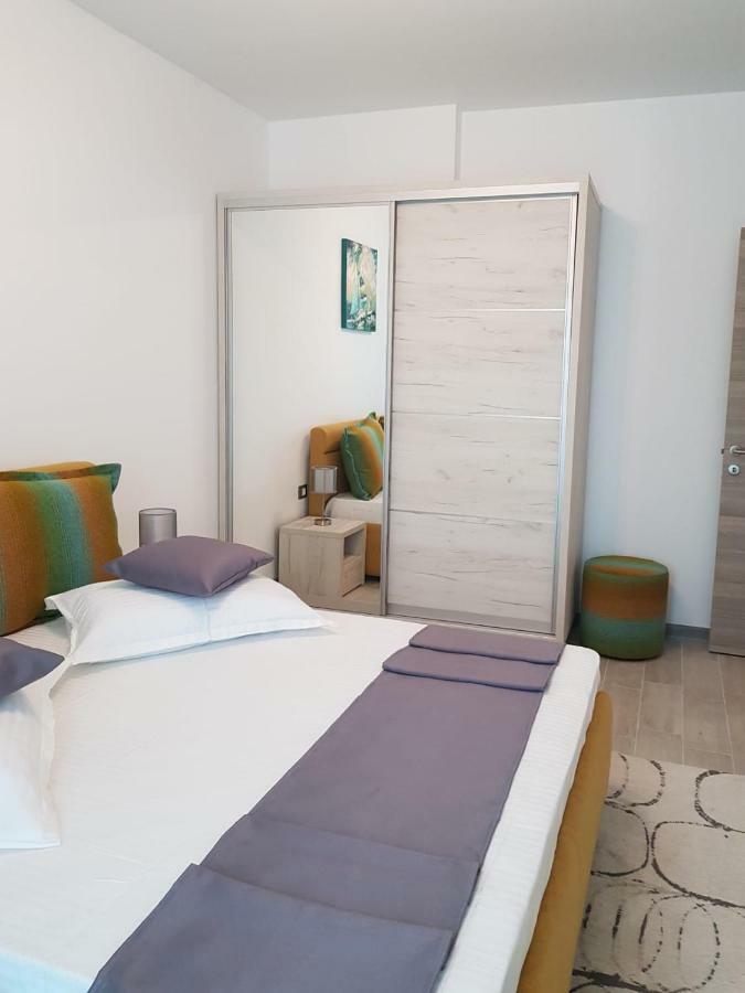 Ranya Apartments Alezzi Beach Resort Navodari Ngoại thất bức ảnh